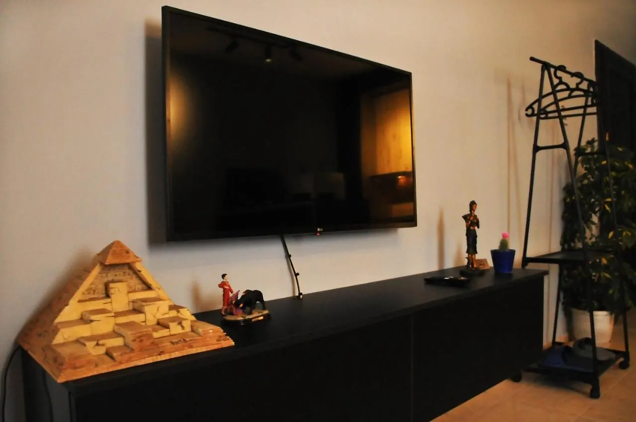 Parid Apartment 地拉那